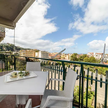 Estate4home- Casa Bella Apartment Sorrento