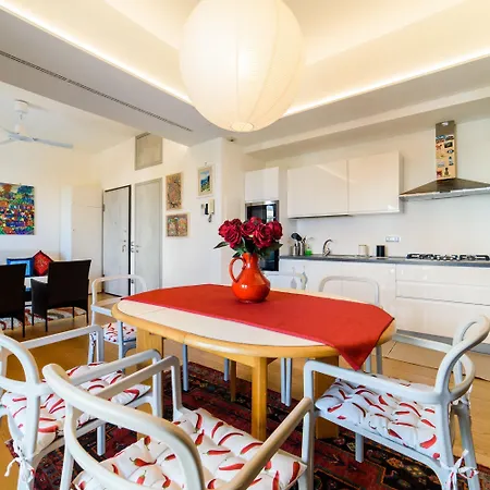 Estate4home- Casa Bella Διαμέρισμα Σορέντο